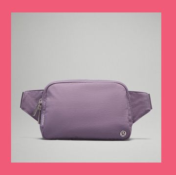 lululemon belt bag and view finder, two of the best gifts for girlfriend