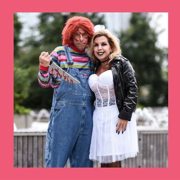 scary couples costumes chucky and his bride and jason voorhess and freddy krueger costume